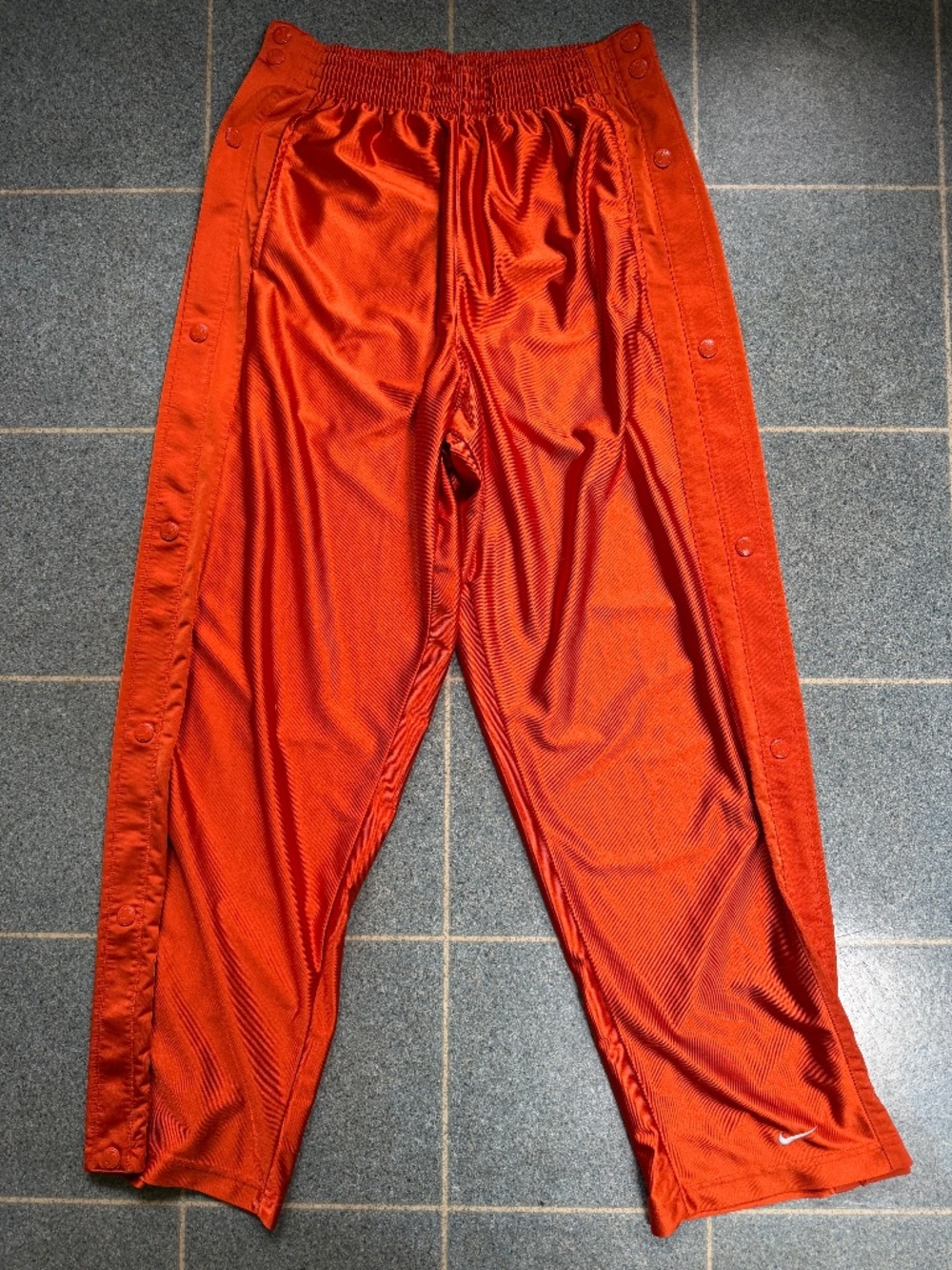 NIKE Vintage Tear-Away Basketball Pants Dazzling Orange Y2K era
